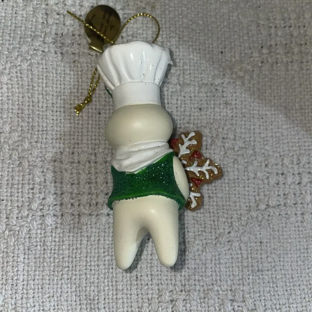 2011 Danbury Mint Pillsbury Doughboy Christmas Ornament SNOW FLAKE
